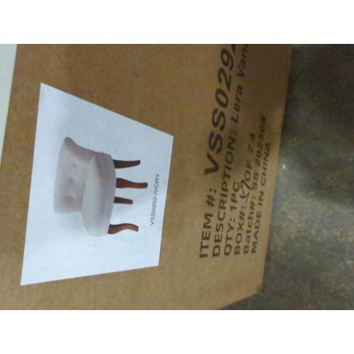 Jonna Tufted Vanity Chair with Solid Wood Legs Ivory