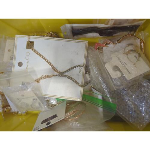 Jewelry Mystery Box - 30 pieces 1186087637