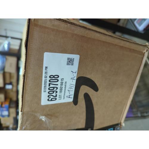 Velener Artificial Agave Plant Set, 28 Inch, Faux Aesthetic Plants for Home Decor, Realistic UV Resistant Fake Agave Plants Without Pot, Set of 2