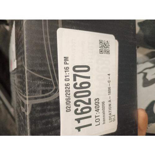 Throne Boss Gaming Bean Bag Chair Cover for Kids with High Back, Green – Floor Gaming Chair Cover, Easy to Clean Fabric, Large Side Pockets, Headphone Hanger, Requires 200 Liters Polystyrene Beans