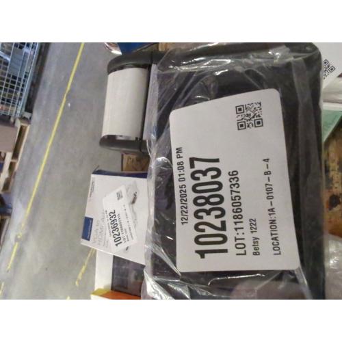 URBAN ARMOR GEAR UAG Case [Updated Ver] Compatible with iPhone 15 Pro Case 6.1 Metropolis LT Kevlar Black Built-in Magnet Compatible with MagSafe Charging Rugged Military Grade Protective Cover