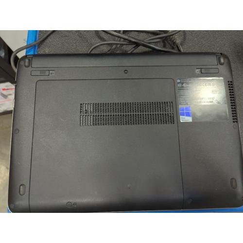HP ProBook 430 G3 With Charger