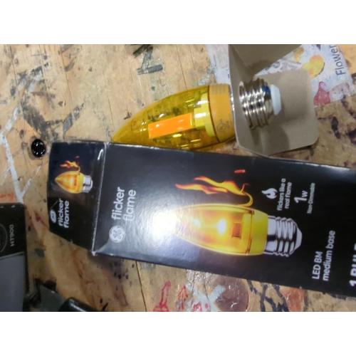 GE Lighting 93130689 LED Bullet Shape Light Bulb, Flicker Flame, Candelabra Base, 1 Watt - Quantity 1