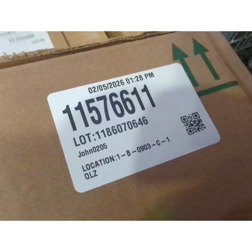 Size medium Color White hotel pillow