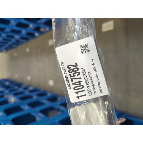 Amerock Urbanite 10-1/16-in (256mm) Center to Center Polished Chrome/Black Chrome Rectangular Bar Drawer Pull