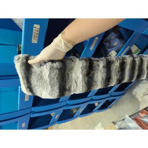 Large Chinchilla Chinchilla Tapered Scarf