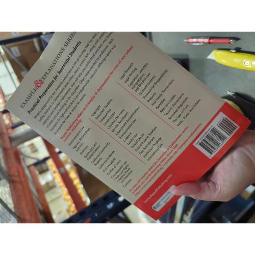 Examples & Explanations Examples & Explanations: Contracts, (Paperback)