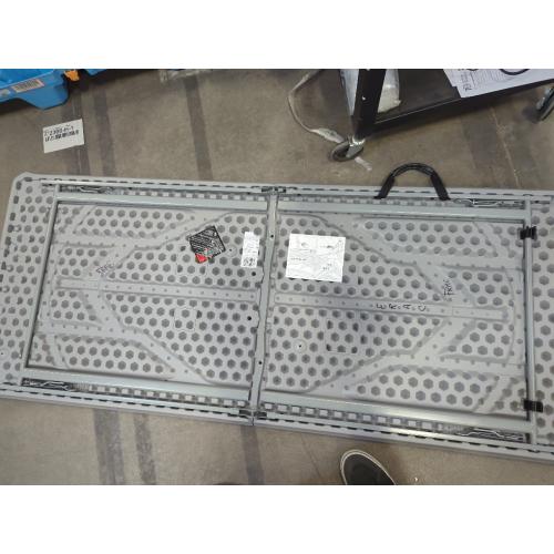 Cosco 3-ft x 6-ft Indoor or Outdoor Rectangle Resin Gray Folding Banquet Table