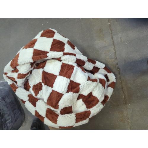 Lesure Waterproof Puppy Blanket for Small Dogs - Washable Double Sided Dog Blankets with Warm Jacquard Shag and Soft Sherpa Fleece, Pet Cat Blanket for Couch Protection, 3D Textured Checks, Brown