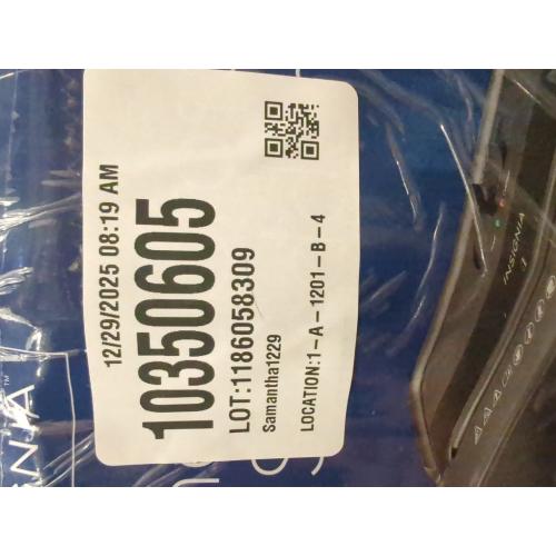 Insignia™ - 6-Sheet Crosscut Shredder - Black