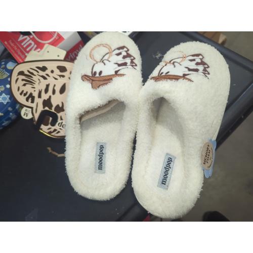 Size M 7/8 Color White ghost cowboy slippers