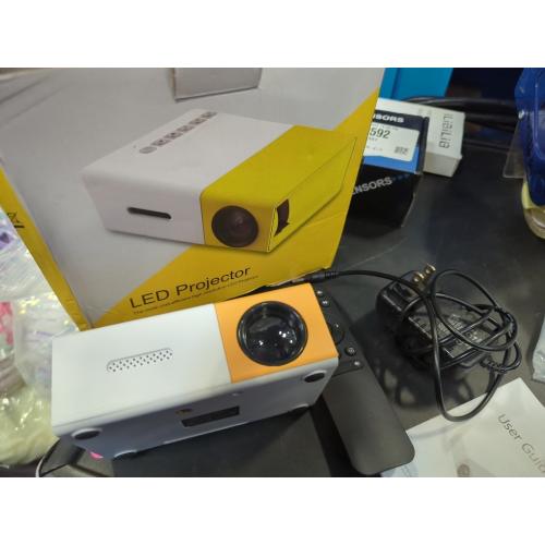 TV Smart Projector, Portable projector Pico Full Color LED LCD Video Projector, Outdoor Movie Projector Compatible with TV Stick Smartphone/HDMI/USB