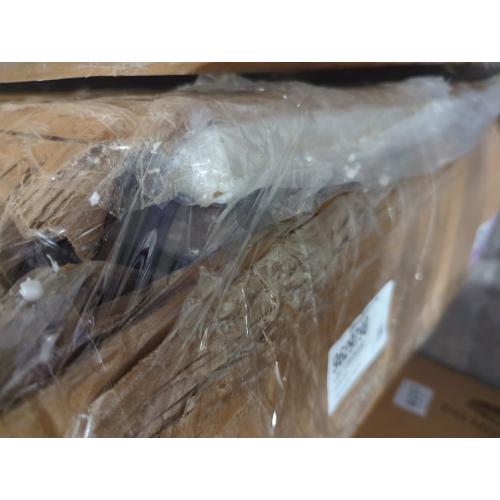 Belo Upholstered King Platform Bed White