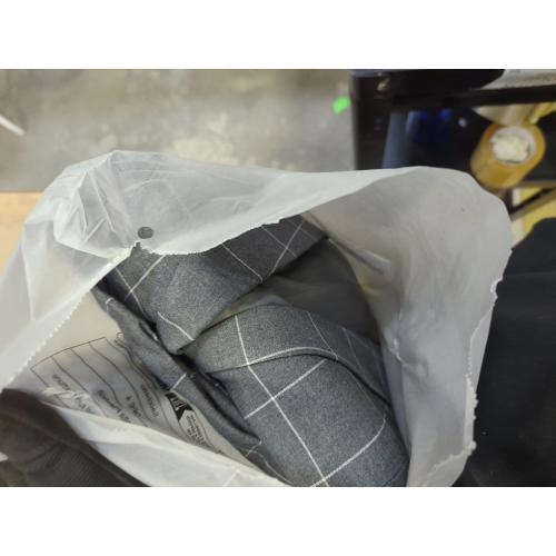 Size medium Mens Suit Plaid Tuxedos Business Suits Slim Fit Double Breasted