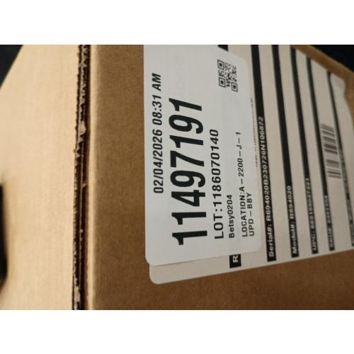 iRobot Roomba 694 Robot Vacuum-Wi-Fi Connectivity, Personalized Cleaning Recommendations, Works with Alexa, Good for Pet Hair, Carpets, Hard Floors, Self-Charging, Roomba 694