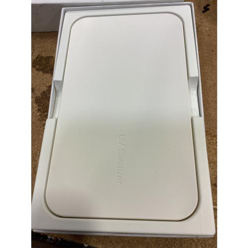 Samsung Electronics Qi Wireless Charger UV Sanitizer GP-TOU020SACWU - White