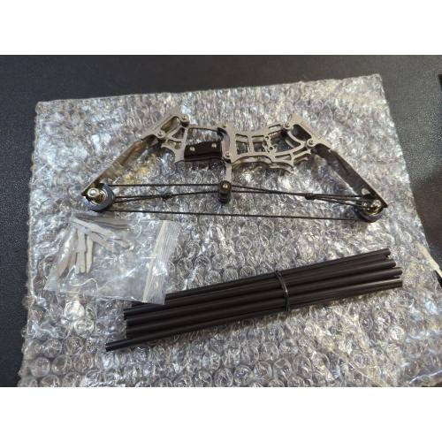 Archery Bow Set Left and Right Hand Compound Bow Hunting Bow Metal Material Catapult RH/LH for Practice Archery