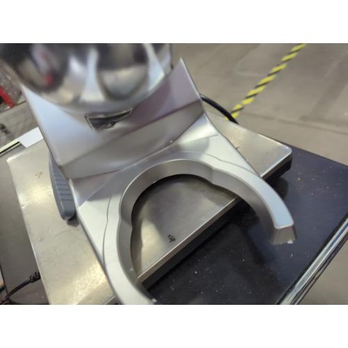 VEVOR Ice Crusher Machine, 143lbs Per Hour Electric 2 Blades Snow Cone Maker, Stainless Steel Shaved Ice Machine with Bowl and Cover, 300W 2000RPM Ice-Shaver for Home and Commercial Use, Silver