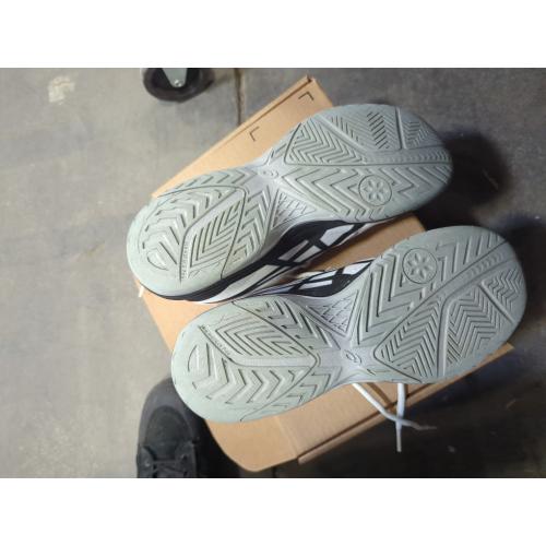 ASICS Men's Upcourt 5 Volleyball Shoes (SIZE 9 1/2)