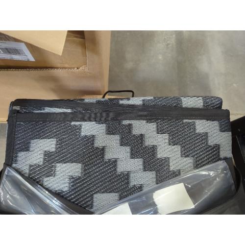 Black and Grey OPPODREAM Outdoor Rug, Waterproof Outdoor Plastic Straw Rug for Patio, Reversible Out Door Carpet for Camping, Deck, Rv, Area Carpet for Balcony, Porch, Backyard, Black and Beige