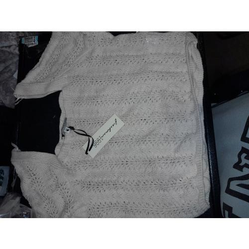 Freshman  1996 women's large knitted crop top