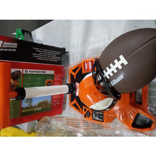 Super All-Pro Passer Robotic Quarterback Football Sports Trainer