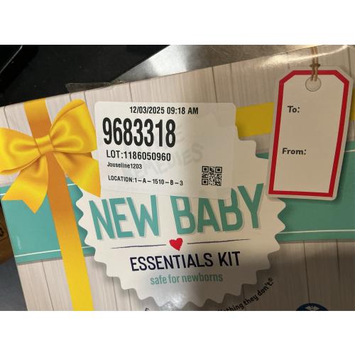 Little Remedies New Baby Essentials Kit with Saline Nasal Spray, Diaper Rash Cream, Gas Relief Drops, Gripe Water & More, Safe for Newborns