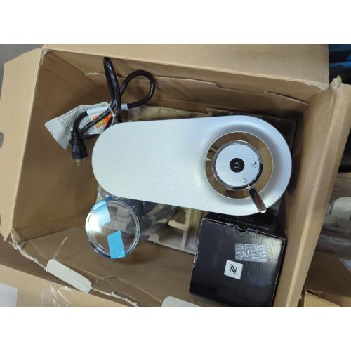 Nespresso Vertuo Pop  Deluxe by De'Longhi with Aeroccino, Silver