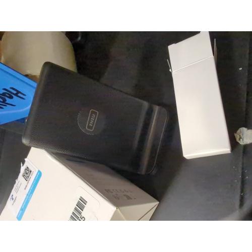 INIU Wireless Charger, 15W Fast Qi Certified Wireless Charging Station with Sleep-Friendly Adaptive Light Compatible with iPhone 16 15 14 13 Pro XS 8 Plus Samsung Galaxy S25 S24 S23 Note 20 Google etc