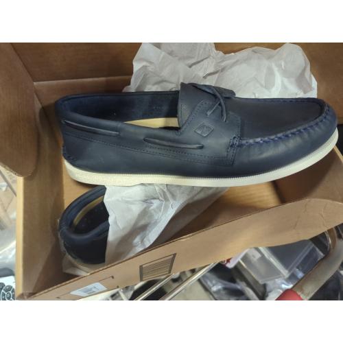 Size 4 Color Blue Mens Shoes Authentic Original 2-Eye Seasonal Boat Shoe