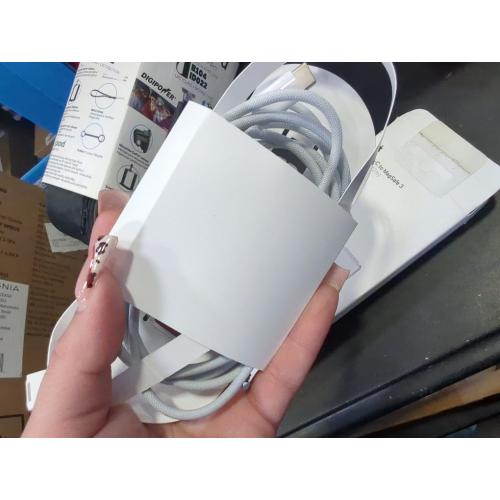 Apple USB-C to MagSafe 3 Cable (2m)