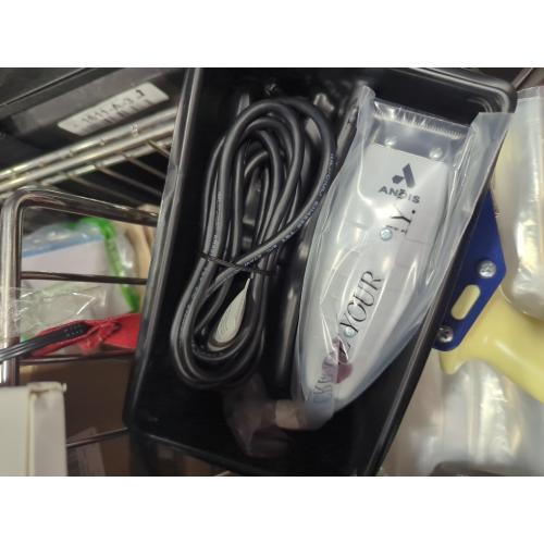 Color silver T-Outliner® T-blade Trimmer