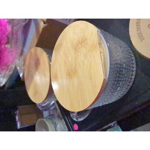 4pcs Set Vintage Coffee Mugs gifts for women, Overnight Oats Containers with Bamboo Lids ( No Spoons ) - 14oz Clear Embossed Glass Cups, Cute Coffee Bar Accessories, Iced Coffee Glasses