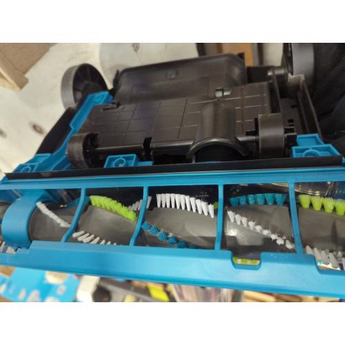 Bissell 2254 CleanView Swivel Rewind Pet Upright Bagless Vacuum, Automatic Cord Rewind, Swivel Steering, Powerful Pet Hair Pickup, Specialized Pet Tools, Large Capacity Dirt Tank, Teal