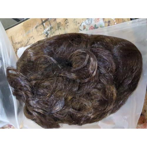 Mens Brown Wig Short Layered Curly Wavy Male Wig Synthetic Hair Wigs Heat Resistant Cosplay Halloween Party with Wig Cap