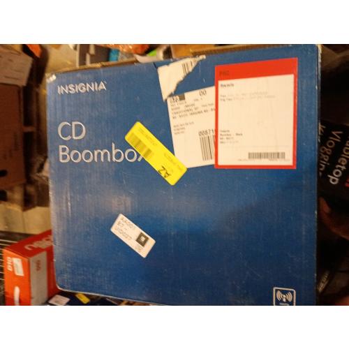 Insignia - CD Boombox with AM/FM Tuner - Black