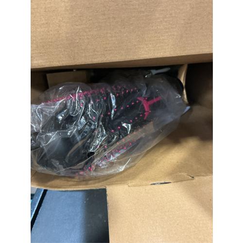 REVLON One-Step Volumizer Hair Dryer and Styler | Less Frizz, More Shine, and Less Heat Damage for Fast and Easy Salon-Style Blowouts, for All Hair Types and Lengths (Black)