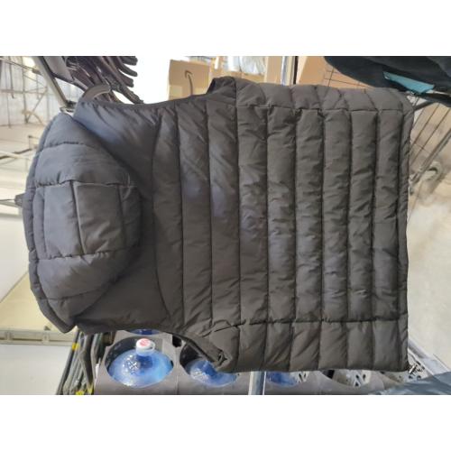 Large   Calvin Klein mens Lightweight Insulated Quilted Zip Front Puffer Vest