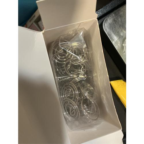 30PCS Table Number Holders Place Card Holder - Photo Holders for Tables, Cards Stand Name Menu Clips, Table Sign Holders for Wedding Anniversary Birthday Party, Silver