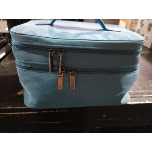 Signature Toiletry Bag Blue - Open Story™