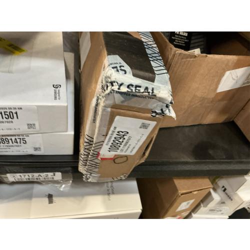 Best Buy Essentials™ - Extended Tilt TV Wall Mount for Most 32–70 TVs - Black