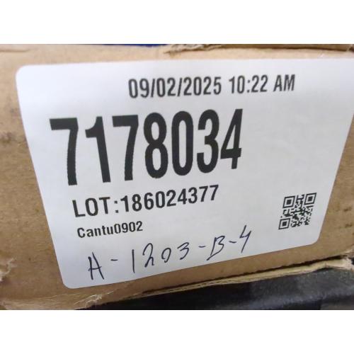 Black Towel Rack 24'' Bath Towel Shelf with Towel Bars SUS304 Matte Black Stainless Steel Wall Mounted，Modern Bathroom Storage Shelf