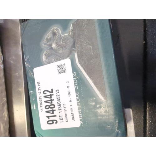 Sungmor Heavy Duty Cast Iron Squirrel Door Stops | Decorative Cute Animal Statue Metal Door Stopper Wedge with Non-Slip Mat | Solid & Antique Style Windproof Door Holder for Patio Garden Farmhouse