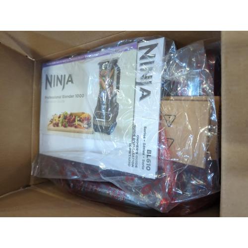Black Ninja Black Metal/Plastic Blender 72 oz 3 speed