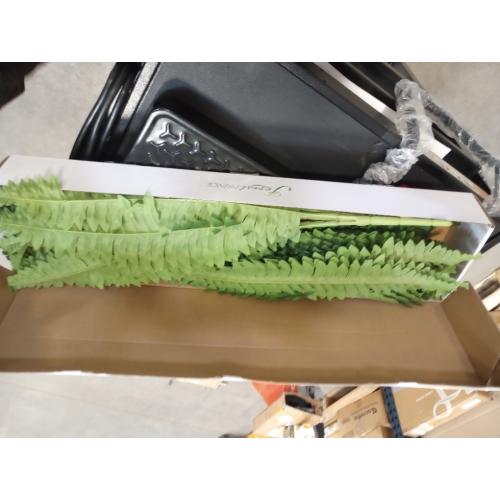 50 Fake Ferns Artificial Plants Large, 98 Fronds Artificial Ferns for Outdoors and Indoors, Suitable for Planter Garden Porch Office Decor