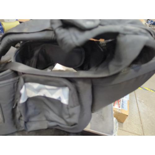 Baby Carrier with Hip Seat, Baby Carrier Newborn to Toddler, 6-in-1 Ways to Carry, All Seasons, Adjustable Baby Holder Carrier for Breastfeeding(Black)