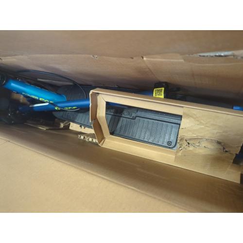 Color Blue Razor E95 Electric Scooter - Blue