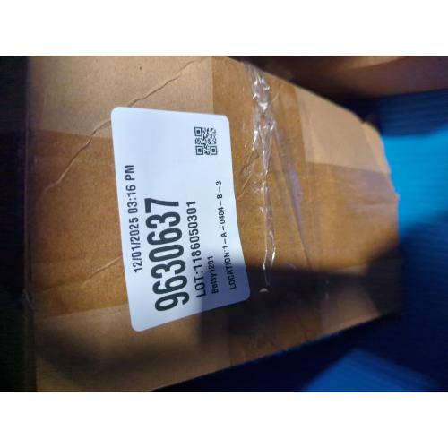 Rainmae 12oz Disposable Plastic Dessert Cups with Lids Parfait Cups with Lids Fruit Cups with Lid Appetizer Cups Sporks Square Clear Cups for To Go Iced Coffee, Bubble Boba Tea, Milkshake 50-Pack