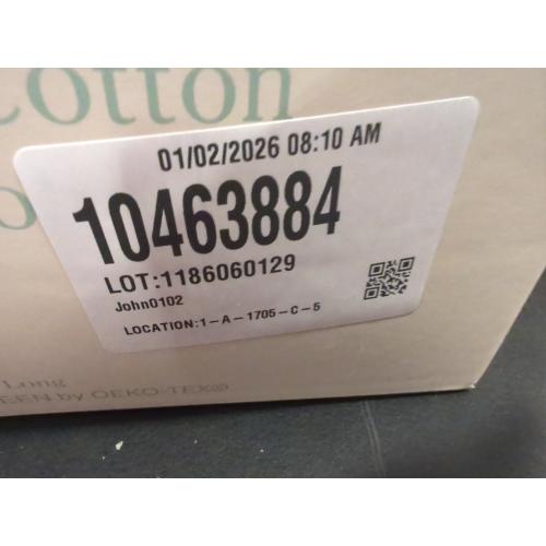 Size Large/X-Large Color White Haven Waffle Large/X-Large Organic Cotton Robe in White