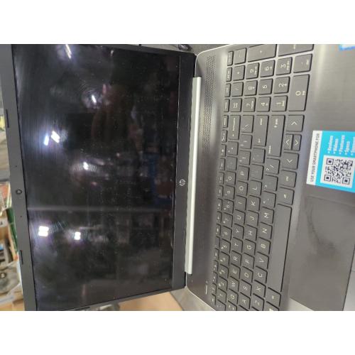 HP Notebook - 15-dw0038wm With Charger